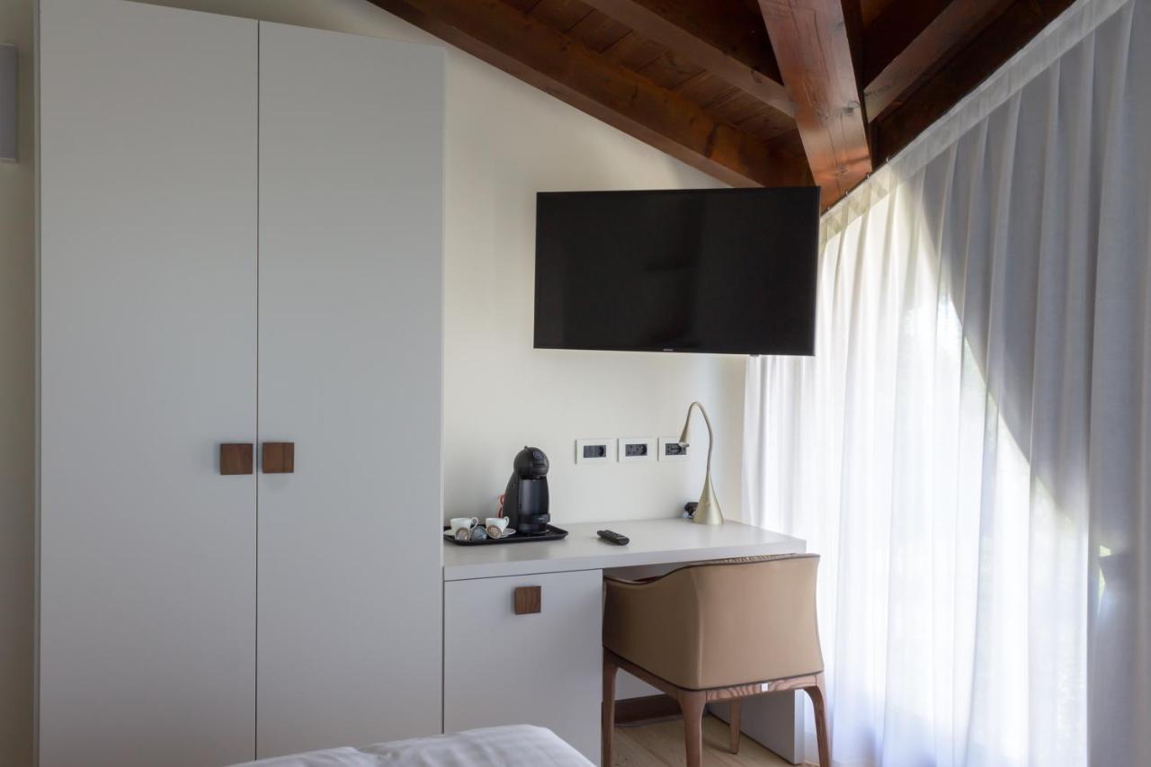 Hotel Crystal Luxury House Fiume Veneto Exterior foto